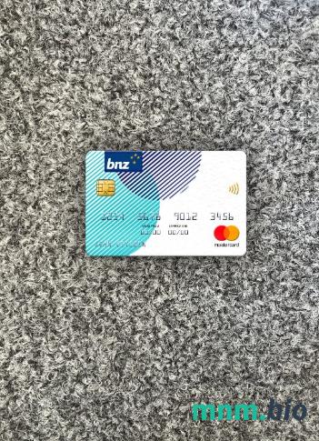 New Zealand BNZ Greymouth bank wygląd zdjęcia mastercard skan PSD + zdjęcie